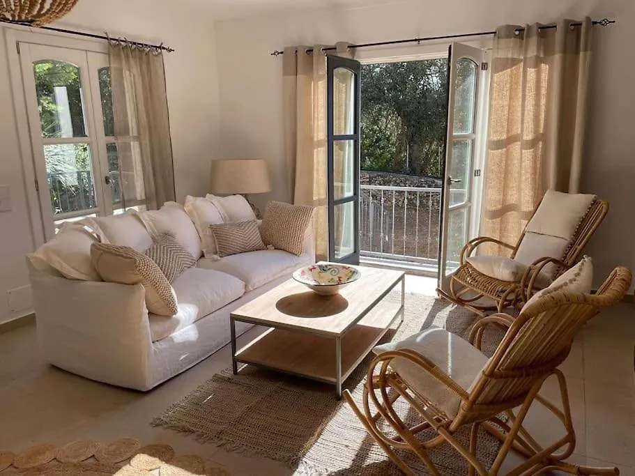 Strandnahe Finca Mit Pool, Wifi, Klima, Heizung, Tischtennis, Trampolin In Alcudia Spain